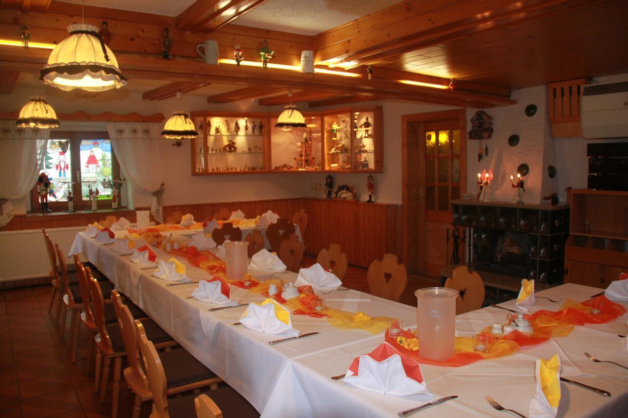 Rechenberg-Bienenmühle Naturhotel Lindenhof מראה חיצוני תמונה